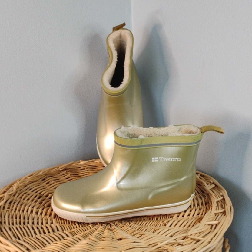 TRETORN Size EU 36 Eco Ortholite Kids Lined Shiny Gold Cozy Snow Boots Unisex